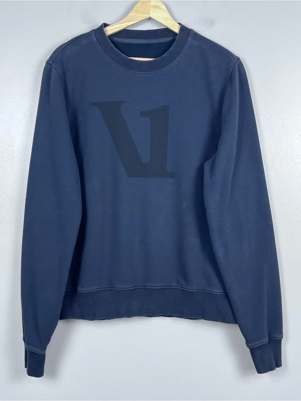 Vuori Men's Logo Front Encinitas Crew Neck Pullover Sweatshirt Size S; Casual
